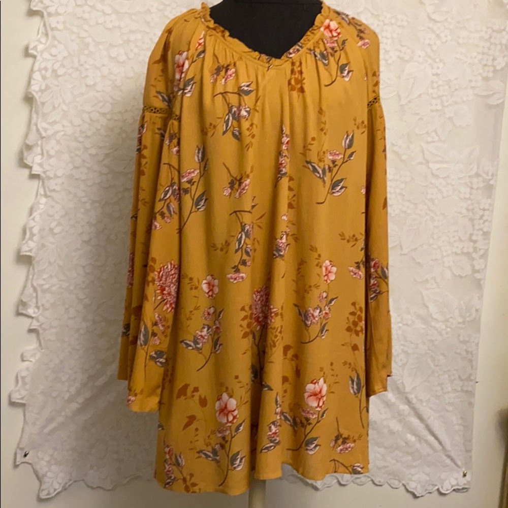 Loveriche Tunic